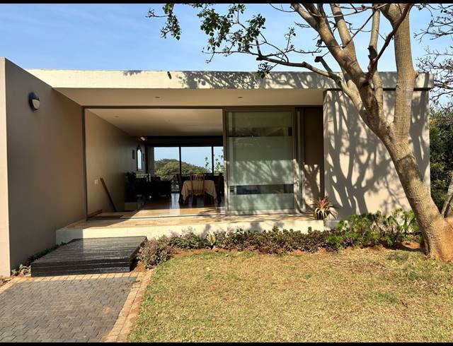 3 BEDROOM TOWNHOUSE FOR SALE IN ZIMBALI ESTATE